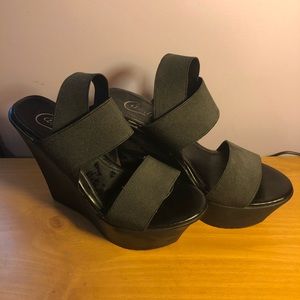 Black Sexy Wedges